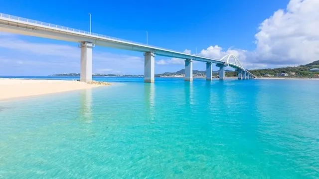 沖縄デートで行きたいビーチ47選!カップルにおすすめの海水浴場をエリア別に解説