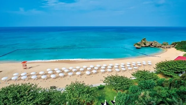 沖縄デートで行きたいビーチ47選!カップルにおすすめの海水浴場をエリア別に解説