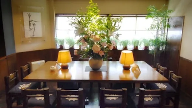 東京千代田区のおすすめカフェデート35選！初デートから2回目以降も安心の目的別ガイド