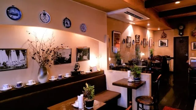 東京千代田区のおすすめカフェデート35選！初デートから2回目以降も安心の目的別ガイド